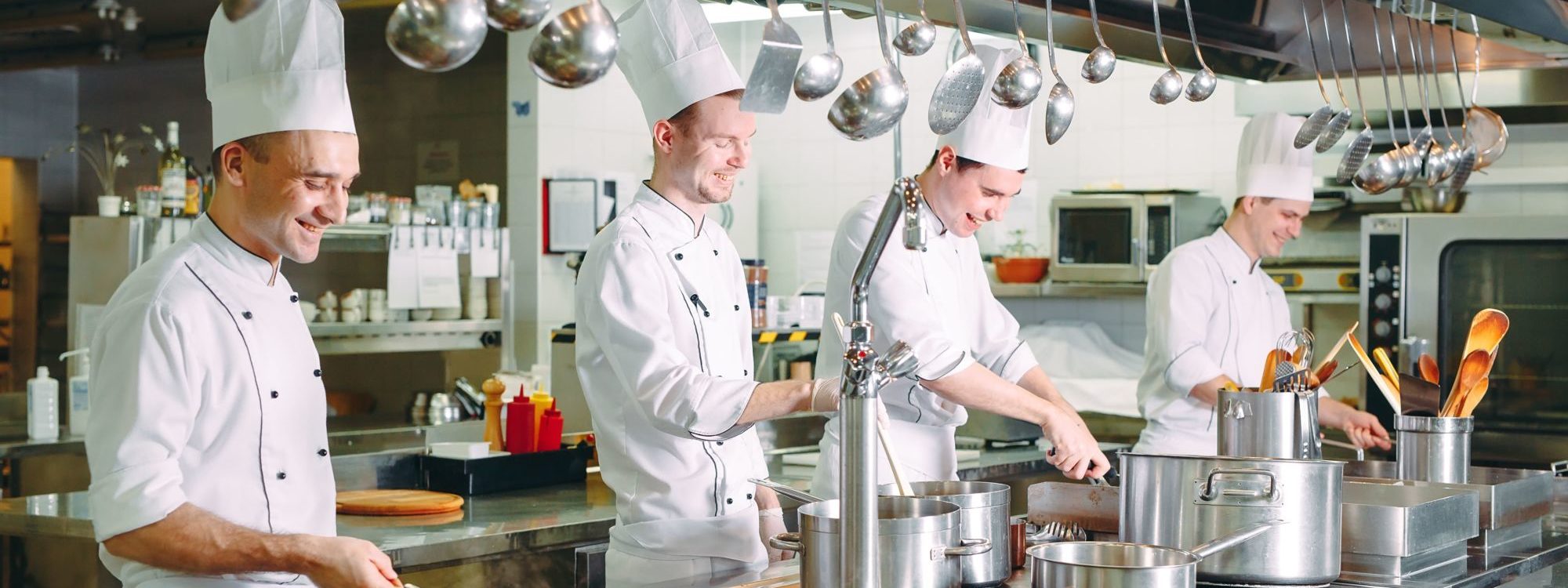 UNIVERS CHR CUISSON 3 2000X750 | Univers CHR Pourquoi confier la création de sa cuisine professionnelle à un cuisiniste ? Sélestat