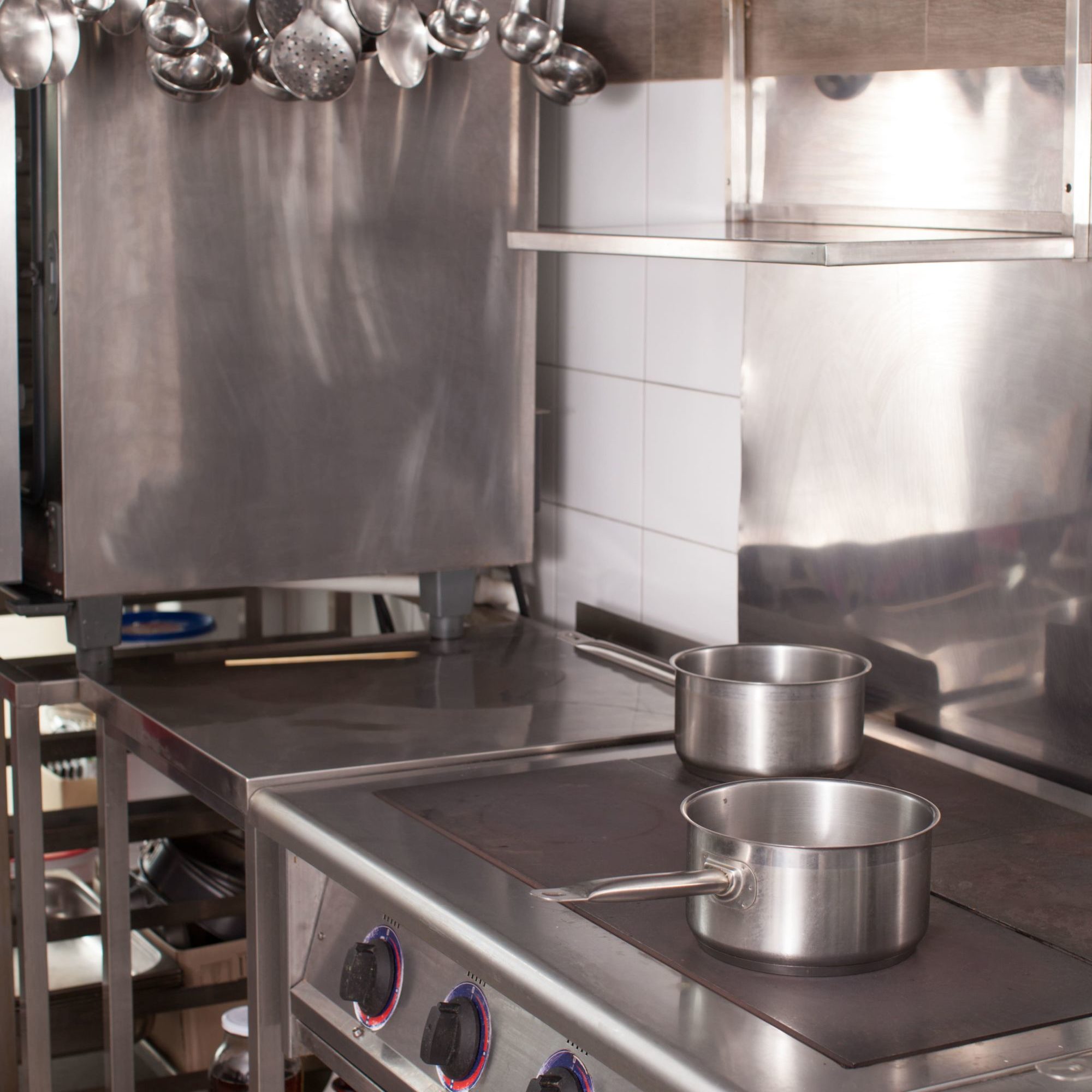 UNIVERS CHR CUISSON 4 2000X2000 | Univers CHR Entreprise de vente, installation et dépannage d’appareils de cuisson et de lavage à proximité de Colmar Wittenheim