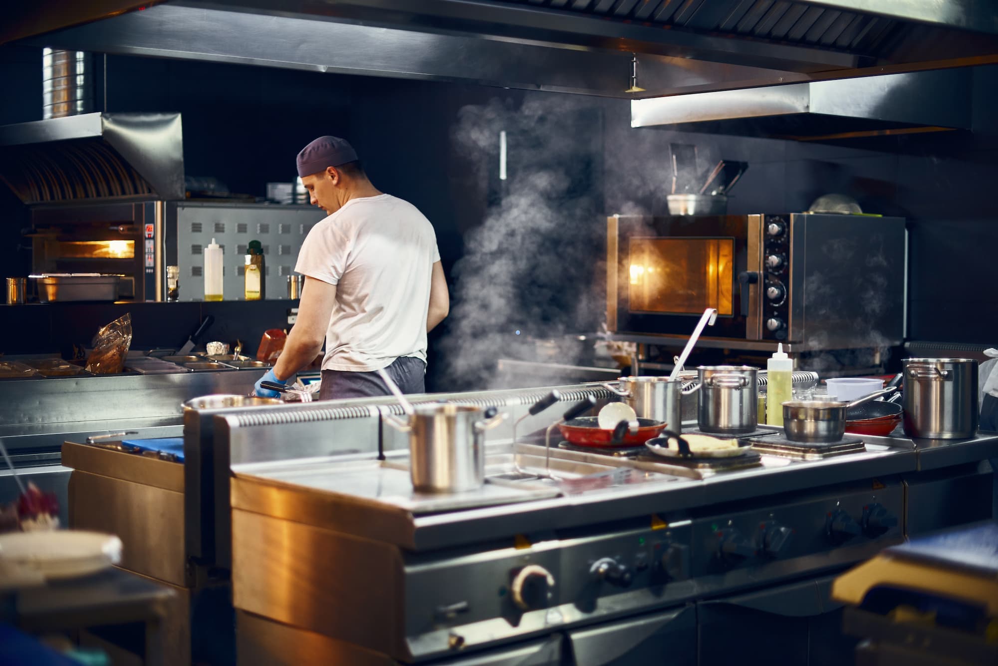 Comment am&eacute;liorer la qualit&eacute; de l&rsquo;air dans une cuisine professionnelle tout en respectant les normes sanitaires ? Colmar